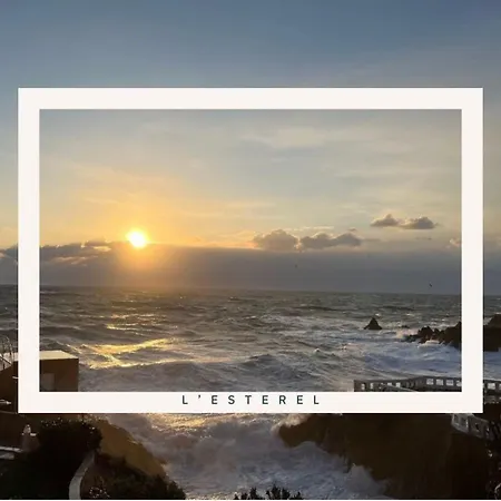 Le Cap Neree - Piscine Et Vue * Saint-Raphael (Var)